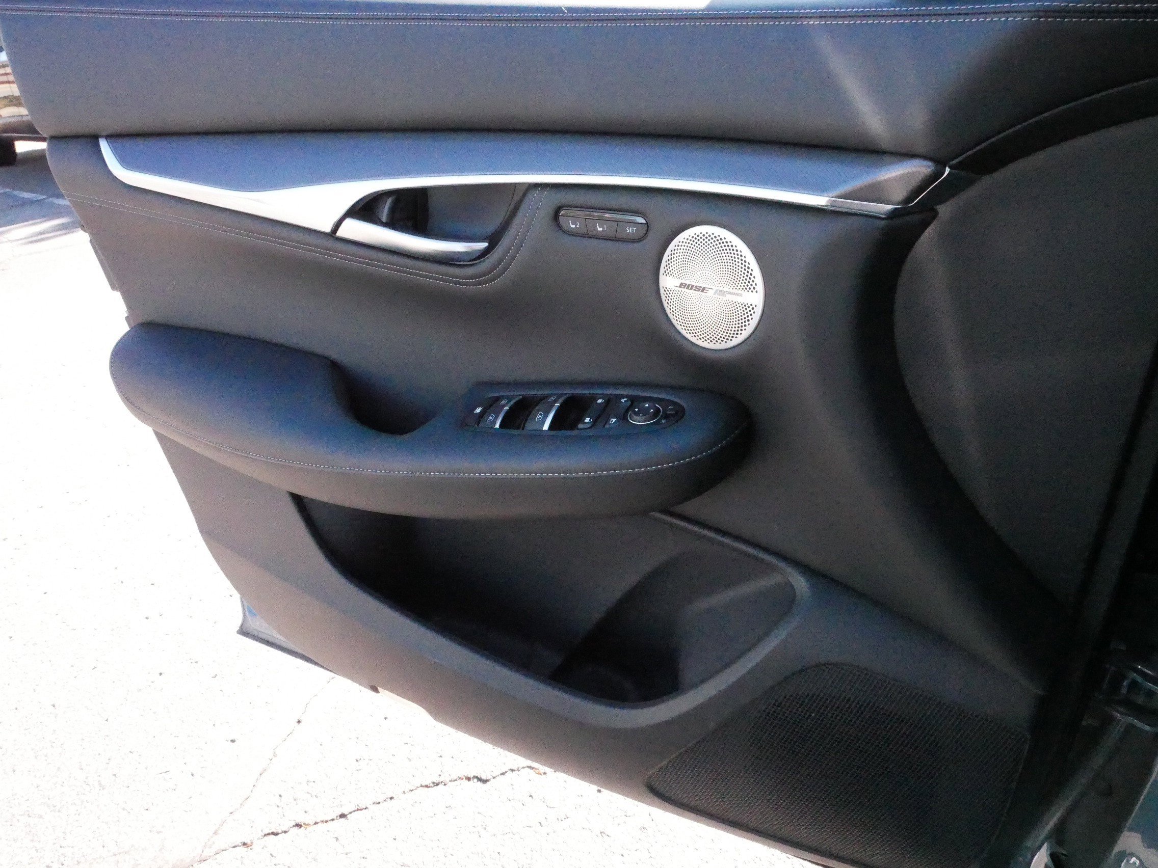 Used 2024 INFINITI QX55 Essential image 27