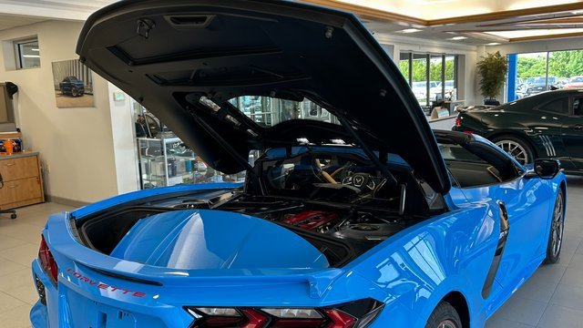 New 2025 Chevrolet Corvette Stingray Preferred Cpe w/ 2LT image 8