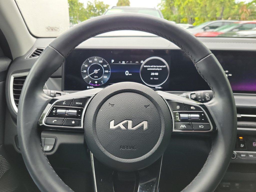 Certified 2024 Kia Seltos EX FWD image 15