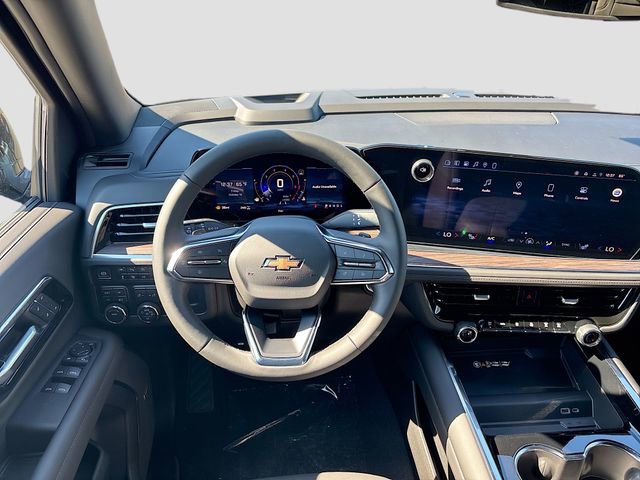 New 2026 Chevrolet Suburban LT image 23