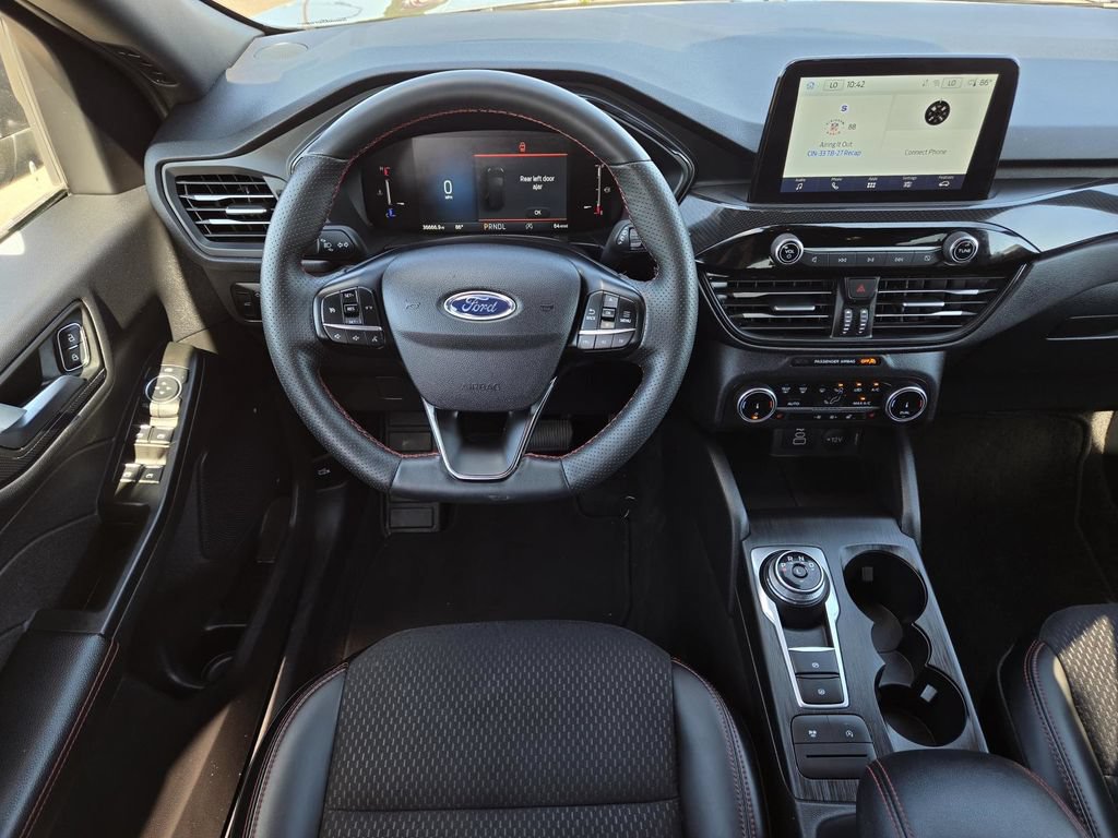 Used 2025 Ford Escape ST-Line Select AWD/4WD image 16