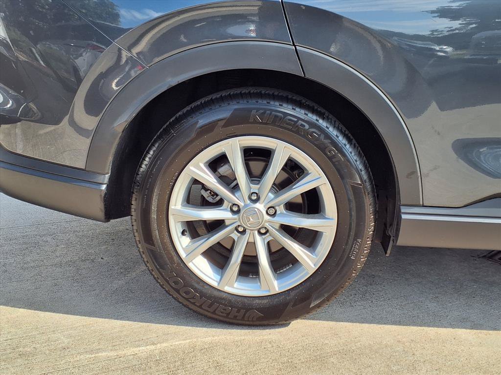 Used 2025 Honda CR-V EX image 12