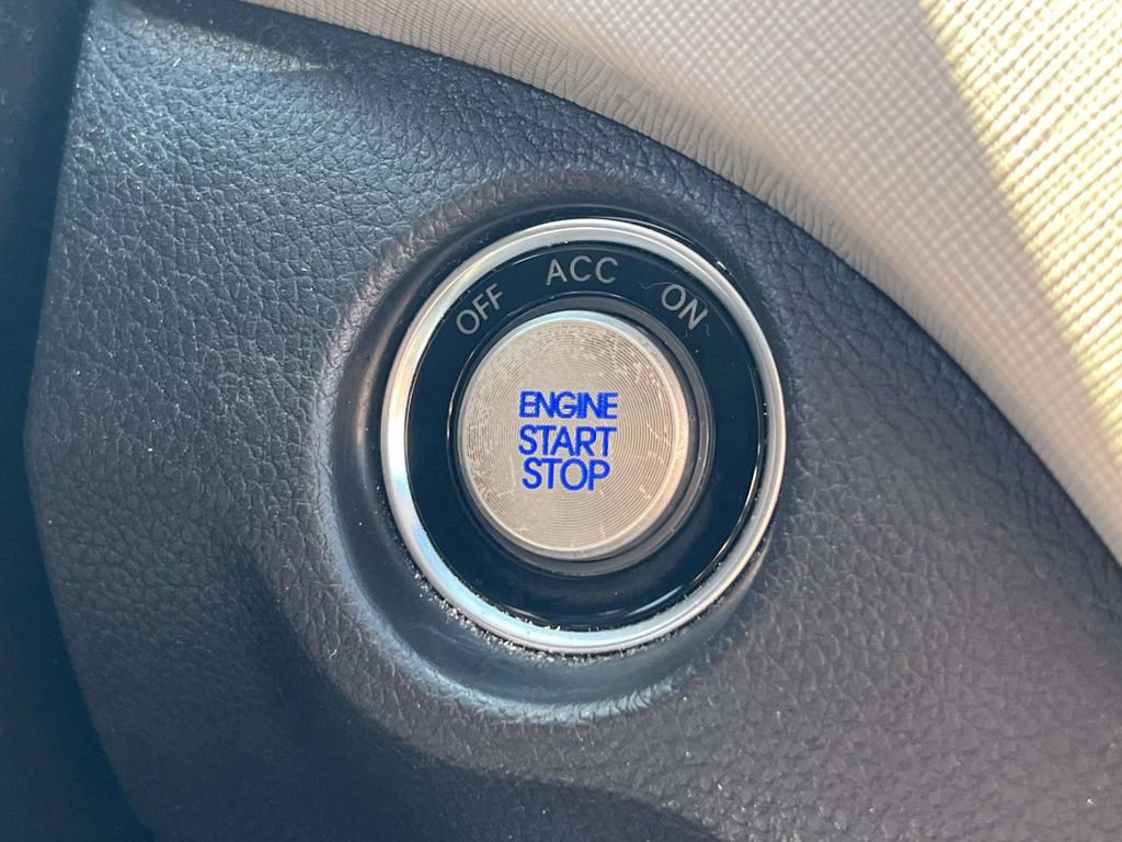 Used 2017 Hyundai Santa Fe Sport image 34