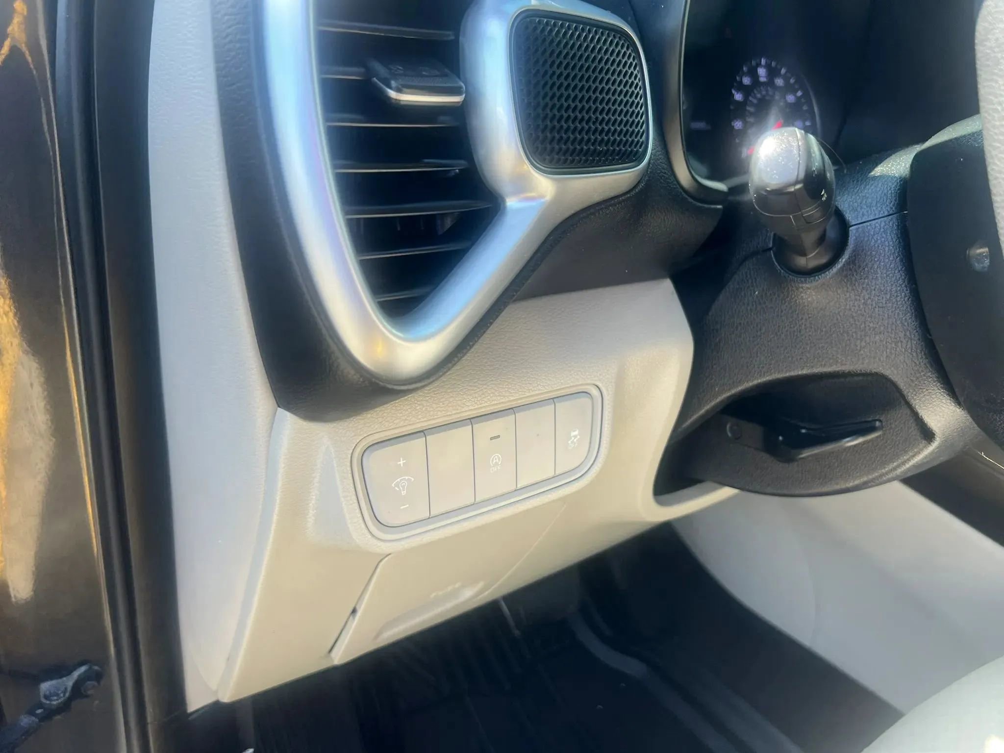 Used 2020 Kia Soul LX image 14