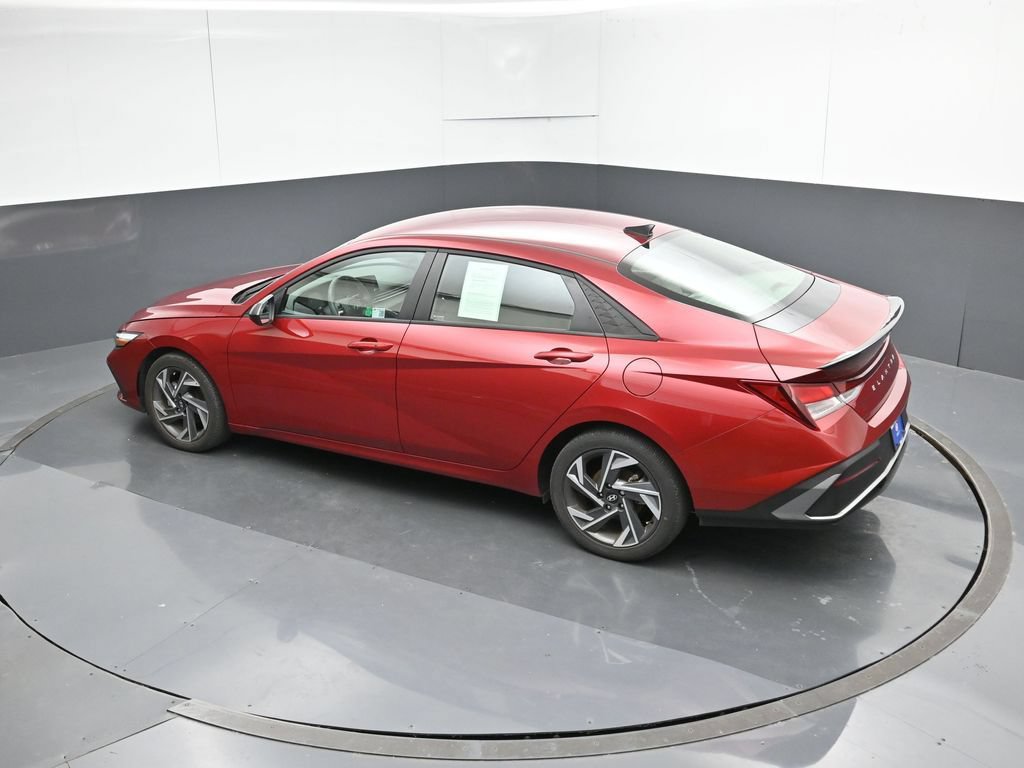 Used 2025 Hyundai Elantra Sport FWD image 49