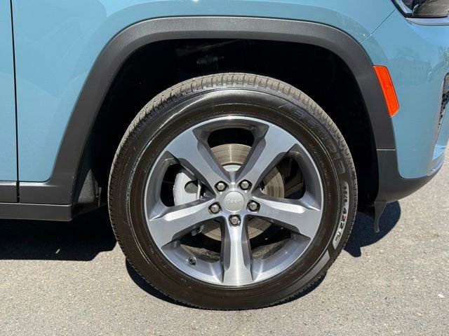 New 2026 Jeep Grand Cherokee Limited AWD/4WD image 16