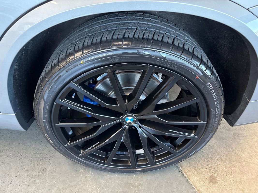 Used 2024 BMW X5 sDrive40i w/ M Sport Package image 25