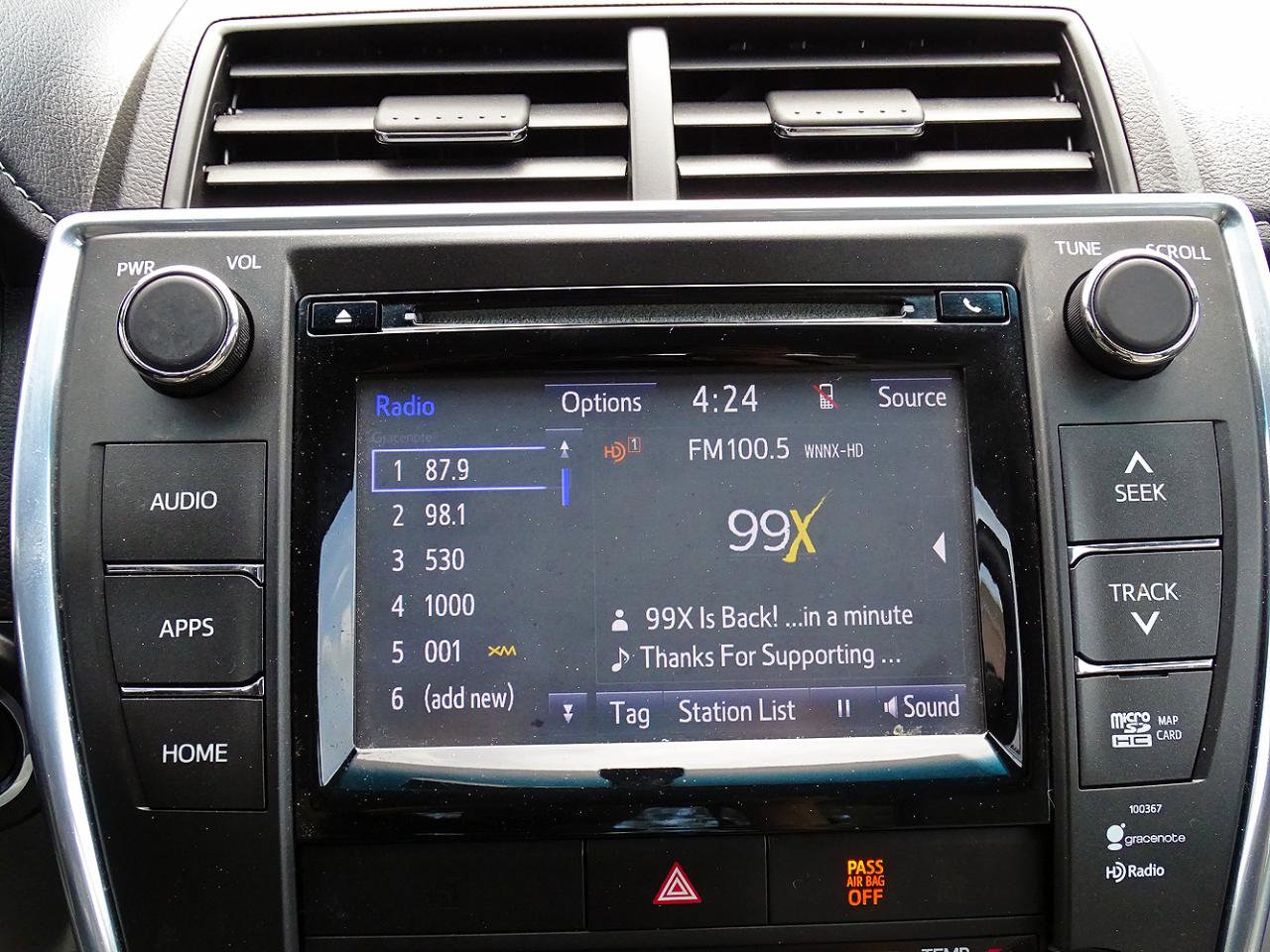 Used 2015 Toyota Camry XLE w/ Moonroof Package FWD image 43