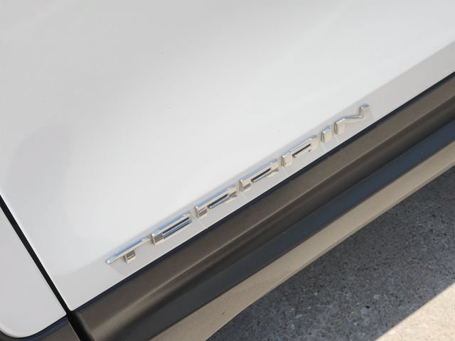 Used 2023 GMC Terrain SLT w/ Infotainment Package II FWD image 12