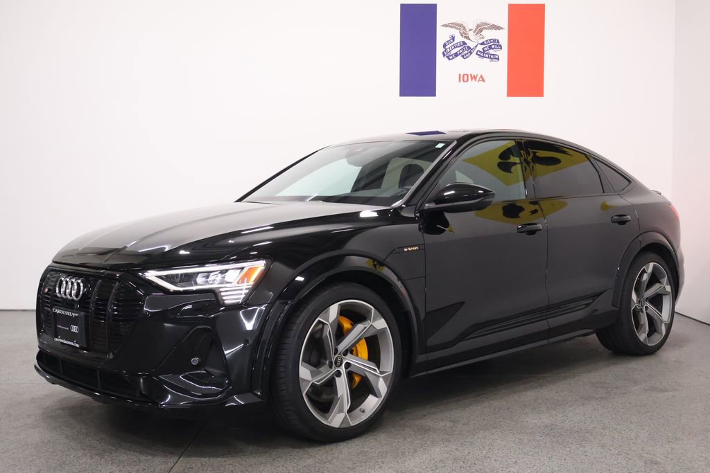 Used 2023 Audi e-tron S Premium Plus w/ Black Optic Package AWD/4WD image 8