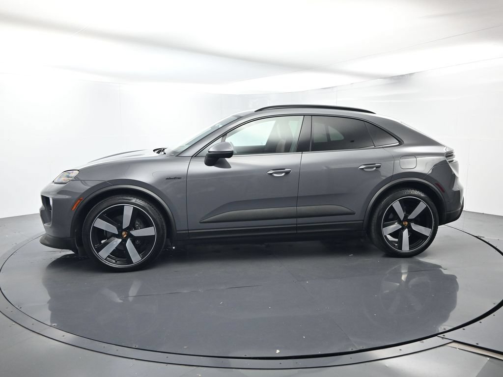 Certified 2025 Porsche Macan Electric RWD image 2