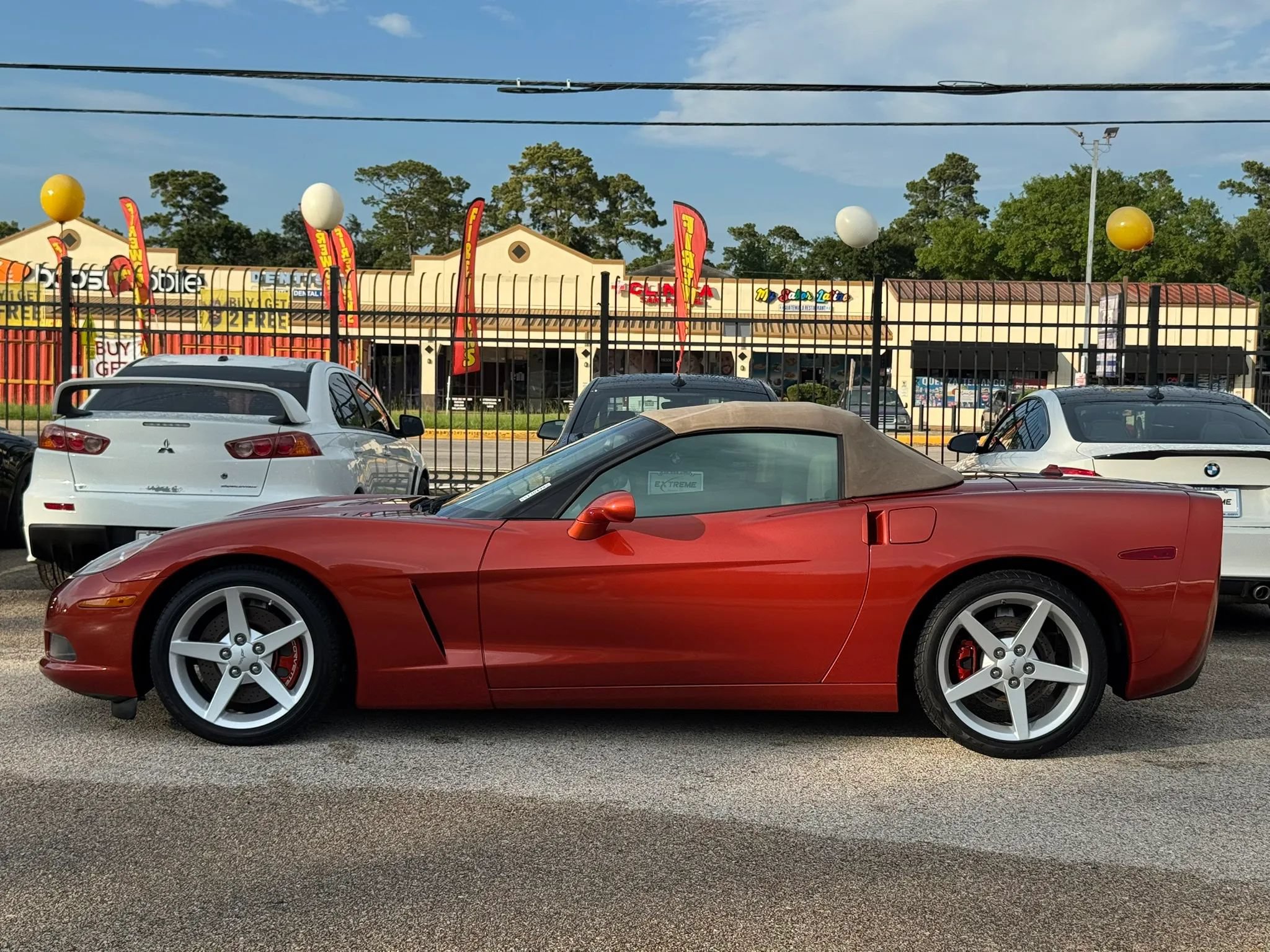 Used 2005 Chevrolet Corvette Coupe w/ Preferred Equipment Group RWD image 33