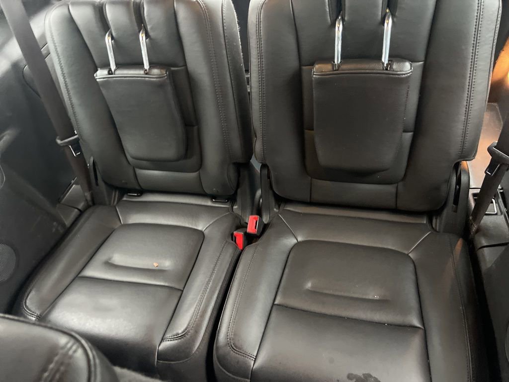 Used 2015 Ford Explorer XLT w/ Equipment Group 202A image 23