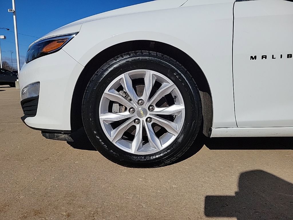 Used 2023 Chevrolet Malibu LT FWD image 15