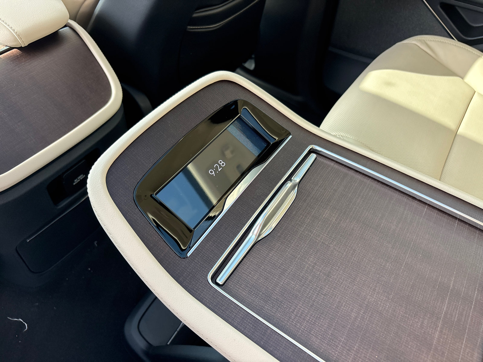 New 2027 Lincoln Navigator Reserve AWD/4WD image 33