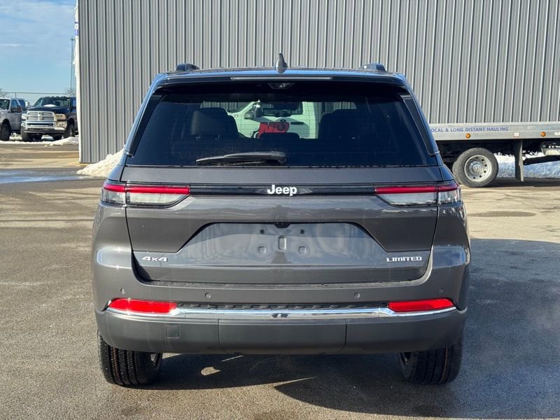 New 2025 Jeep Grand Cherokee Limited w/ Luxury Tech Group II image 4