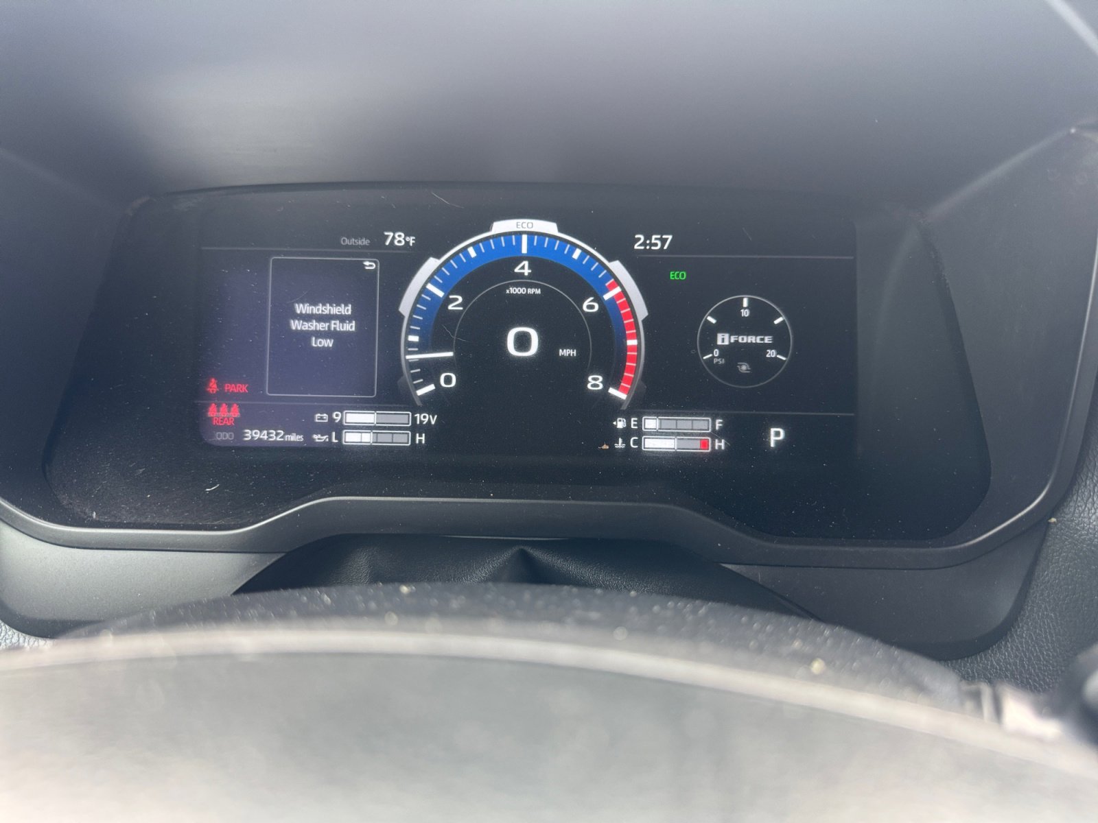 Used 2024 Toyota Tundra Limited w/ Power Package image 16