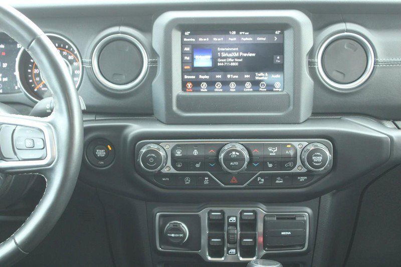 Used 2020 Jeep Gladiator Overland w/ LED Lighting Group image 16