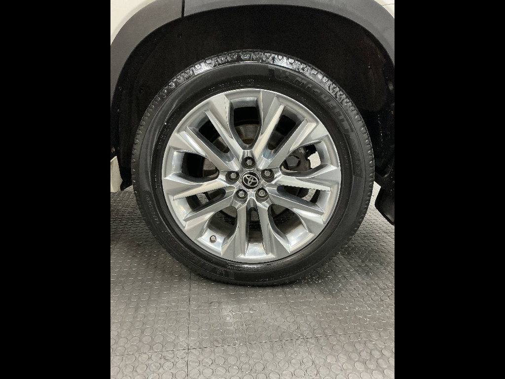 Used 2021 Toyota Highlander Limited AWD/4WD image 30