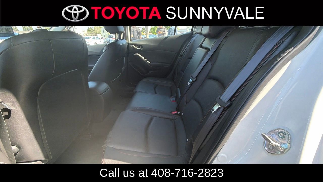 Used 2015 MAZDA MAZDA3 s Grand Touring w/ Technology Package FWD image 6