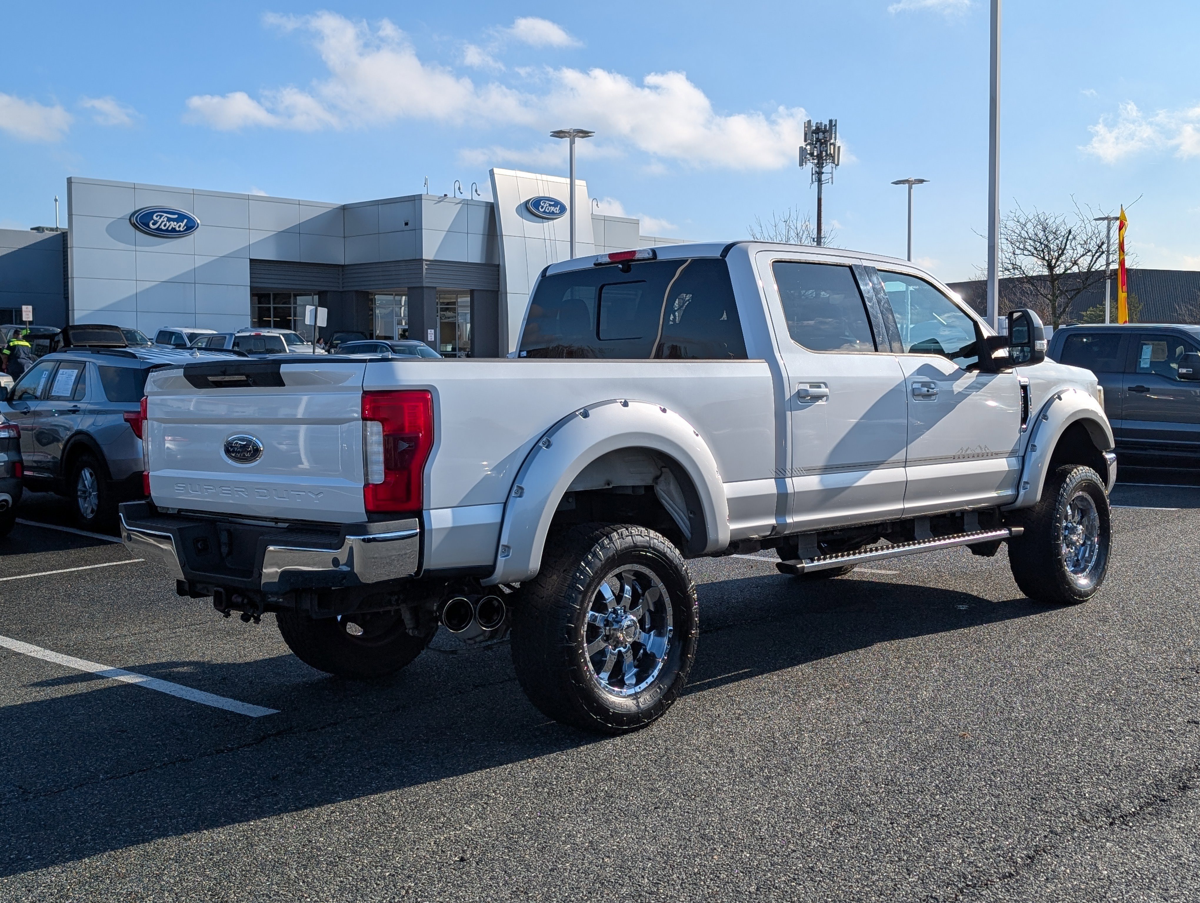 Used 2017 Ford F250 Lariat w/ Lariat Ultimate Package image 3