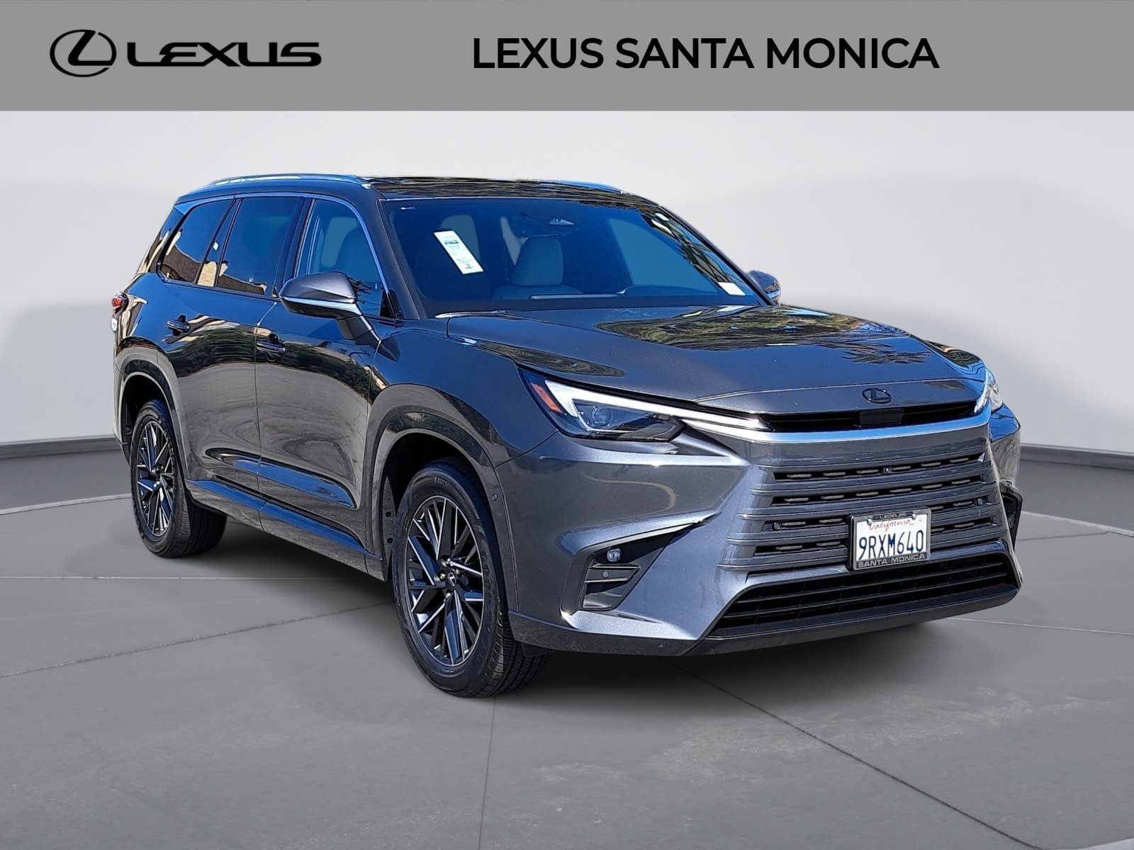Used 2025 Lexus TX 350 AWD w/ Technology Package image 3