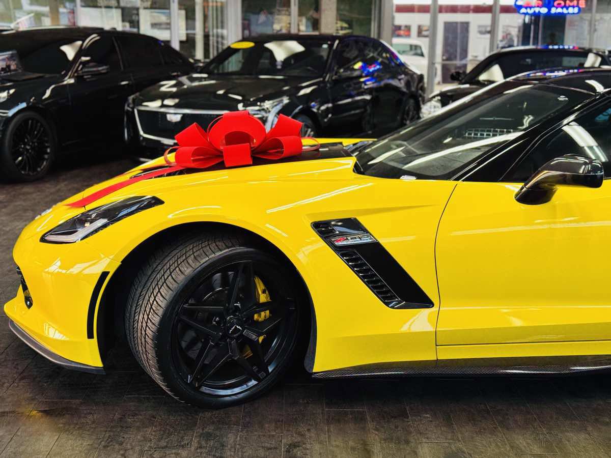 Used 2016 Chevrolet Corvette Z06 w/ 3LZ Preferred Equipment Group RWD image 14