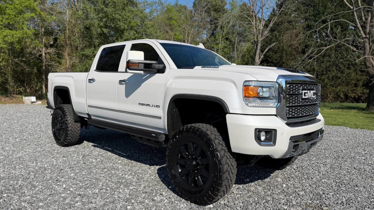 Used 2019 GMC Sierra 2500 Denali w/ Duramax Plus Package image 1