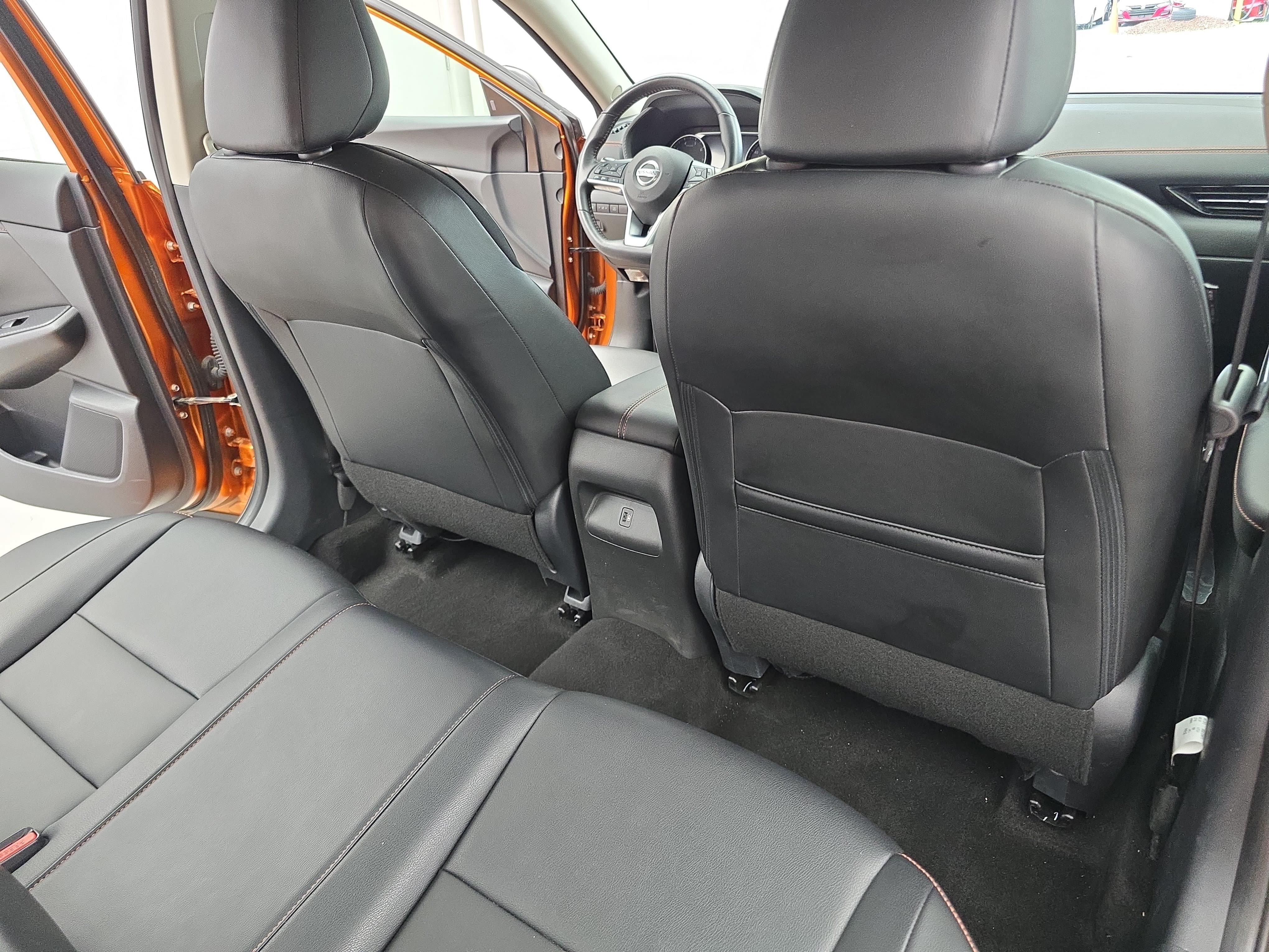 Certified 2023 Nissan Sentra SR w/ SR Premium Package FWD image 11