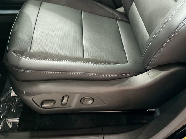 New 2026 Chevrolet Equinox EV LT image 20