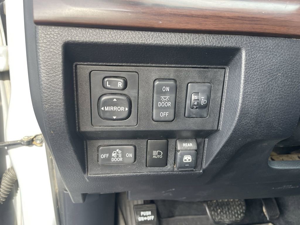 Used 2019 Toyota Tundra Limited image 19