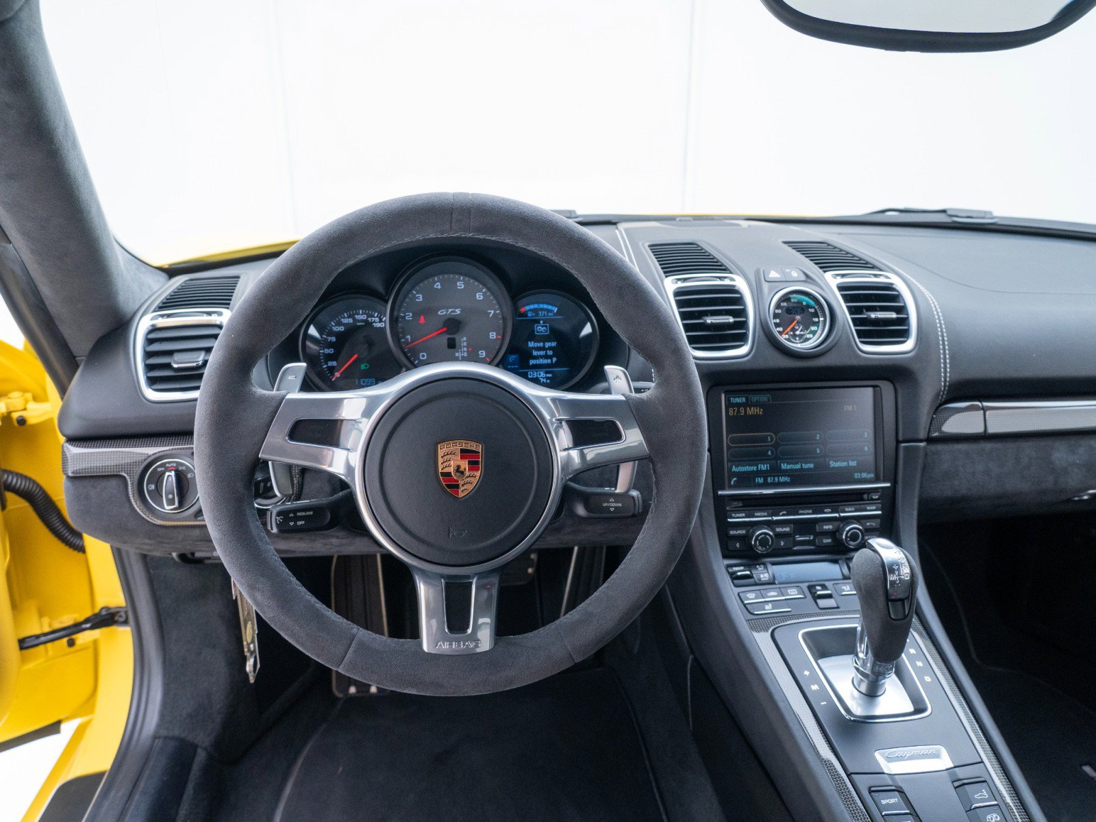 Certified 2016 Porsche Cayman GTS image 18