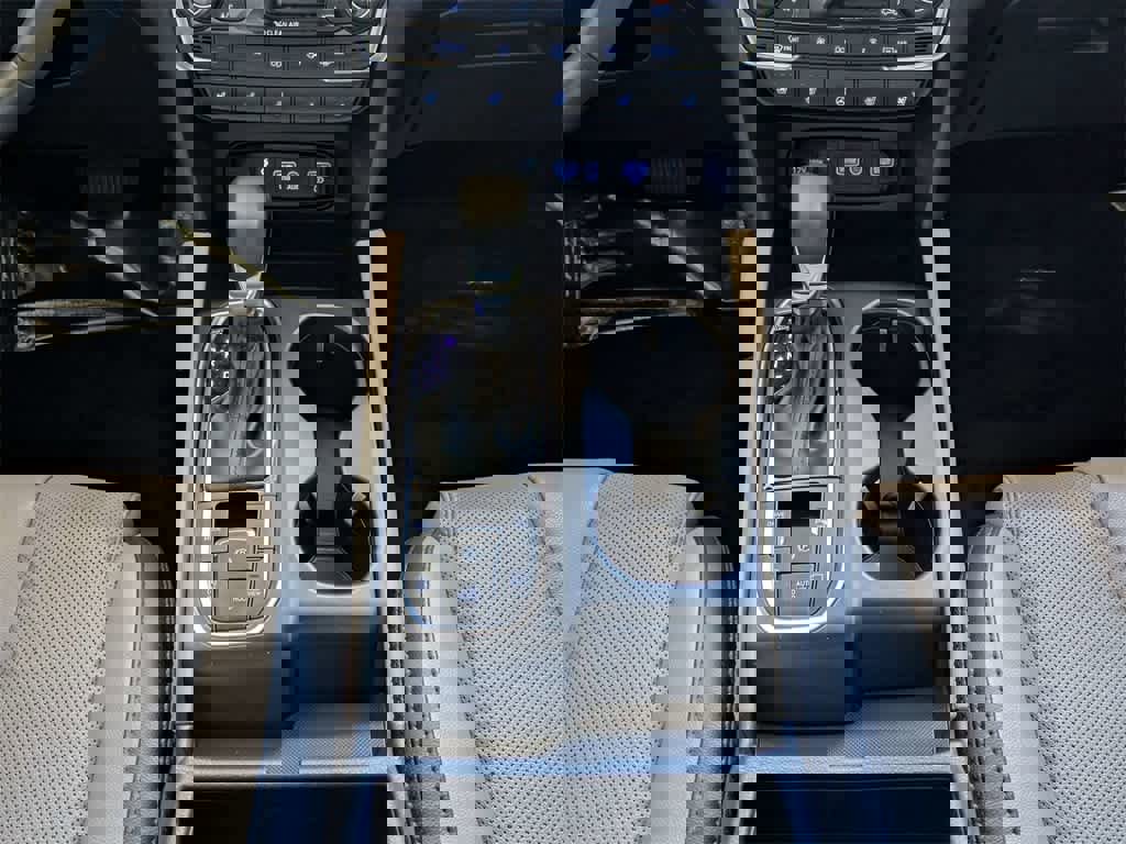 Used 2020 Hyundai Santa Fe Limited image 24