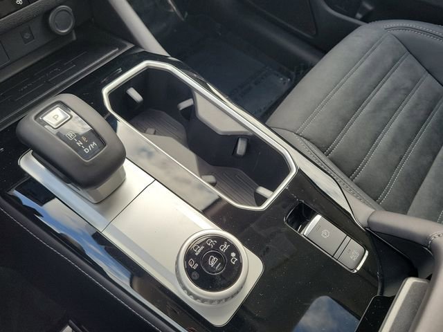 New 2026 Mitsubishi Outlander SE image 33