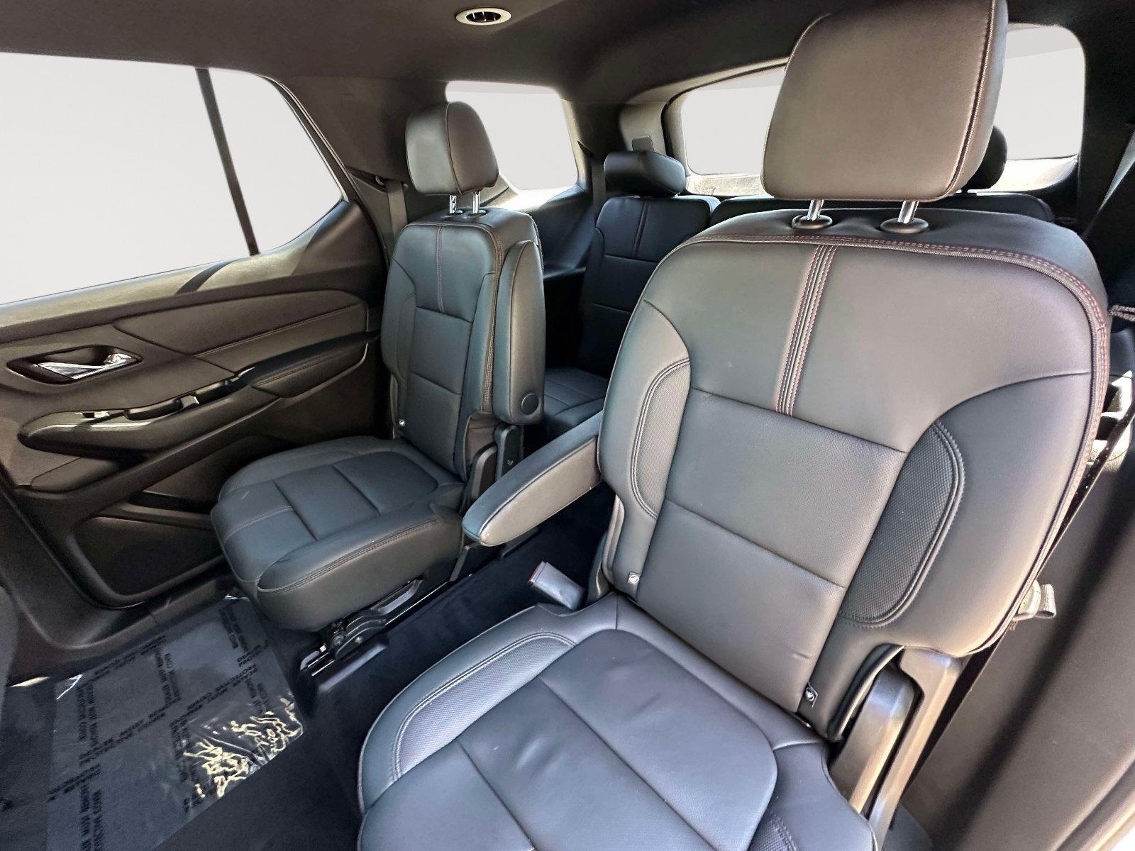 Used 2023 Chevrolet Traverse RS AWD/4WD image 32