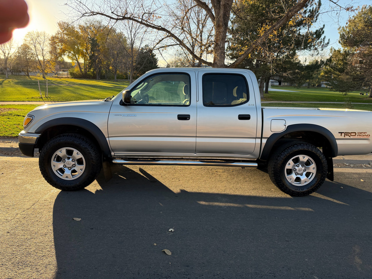 Used 2004 Toyota Tacoma 4x4 Double Cab image 2