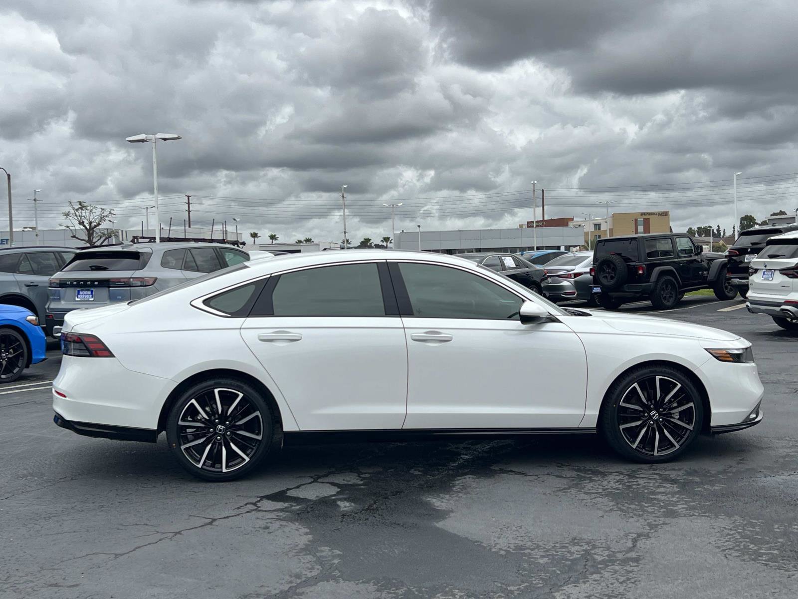 Certified 2024 Honda Accord Touring image 28