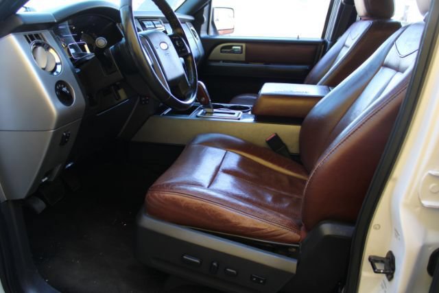 Used 2012 Ford Expedition EL King Ranch RWD image 9