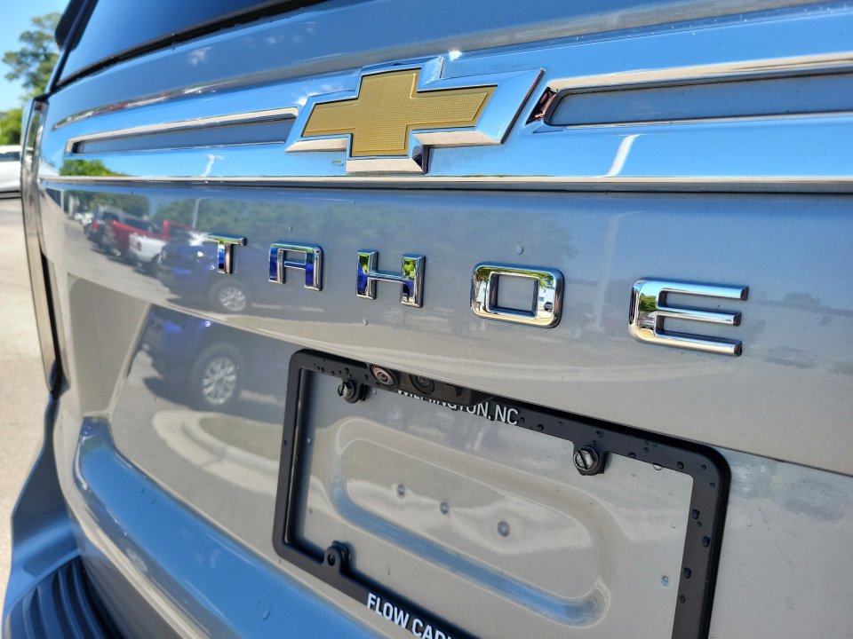 Used 2024 Chevrolet Tahoe Premier w/ Premium Package 2 AWD/4WD image 16