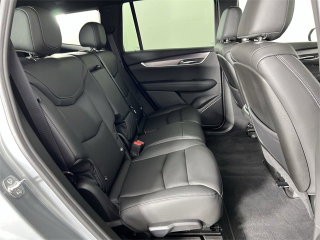 Used 2025 Cadillac XT6 Luxury image 28