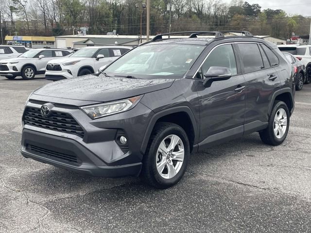 Used 2021 Toyota RAV4 XLE w/ Convenience Package image 9
