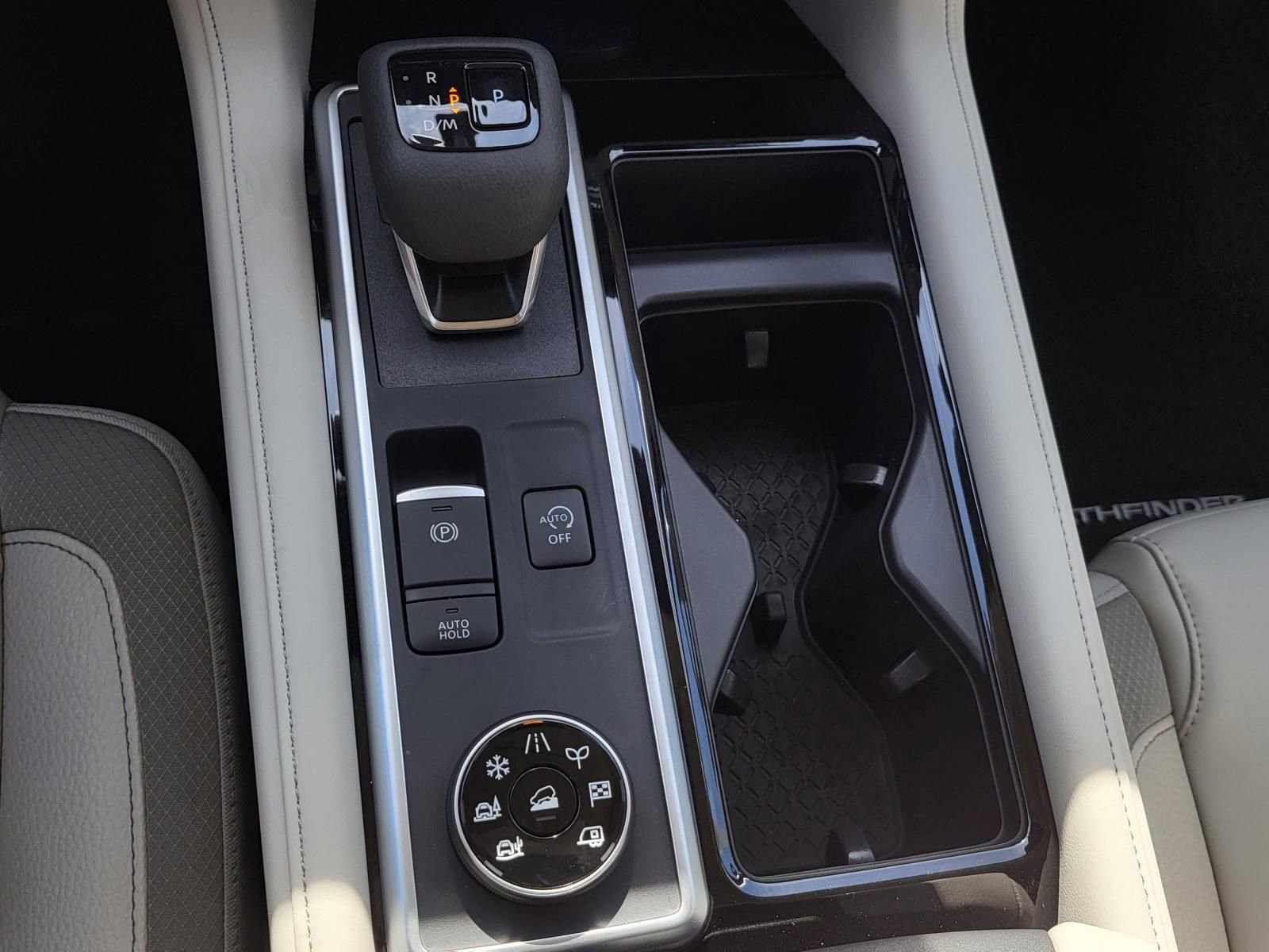 New 2026 Nissan Pathfinder SL AWD/4WD image 24