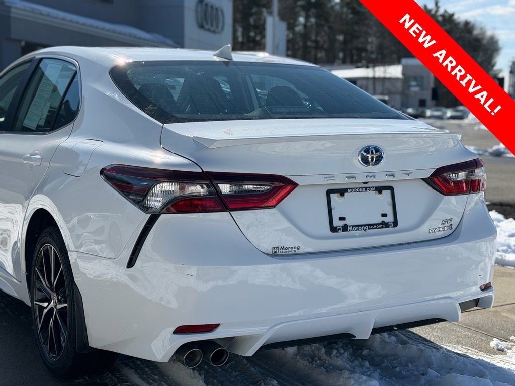 Used 2024 Toyota Camry SE image 14