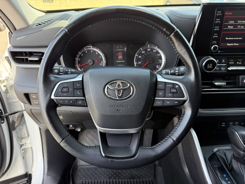 Certified 2022 Toyota Highlander LE image 22