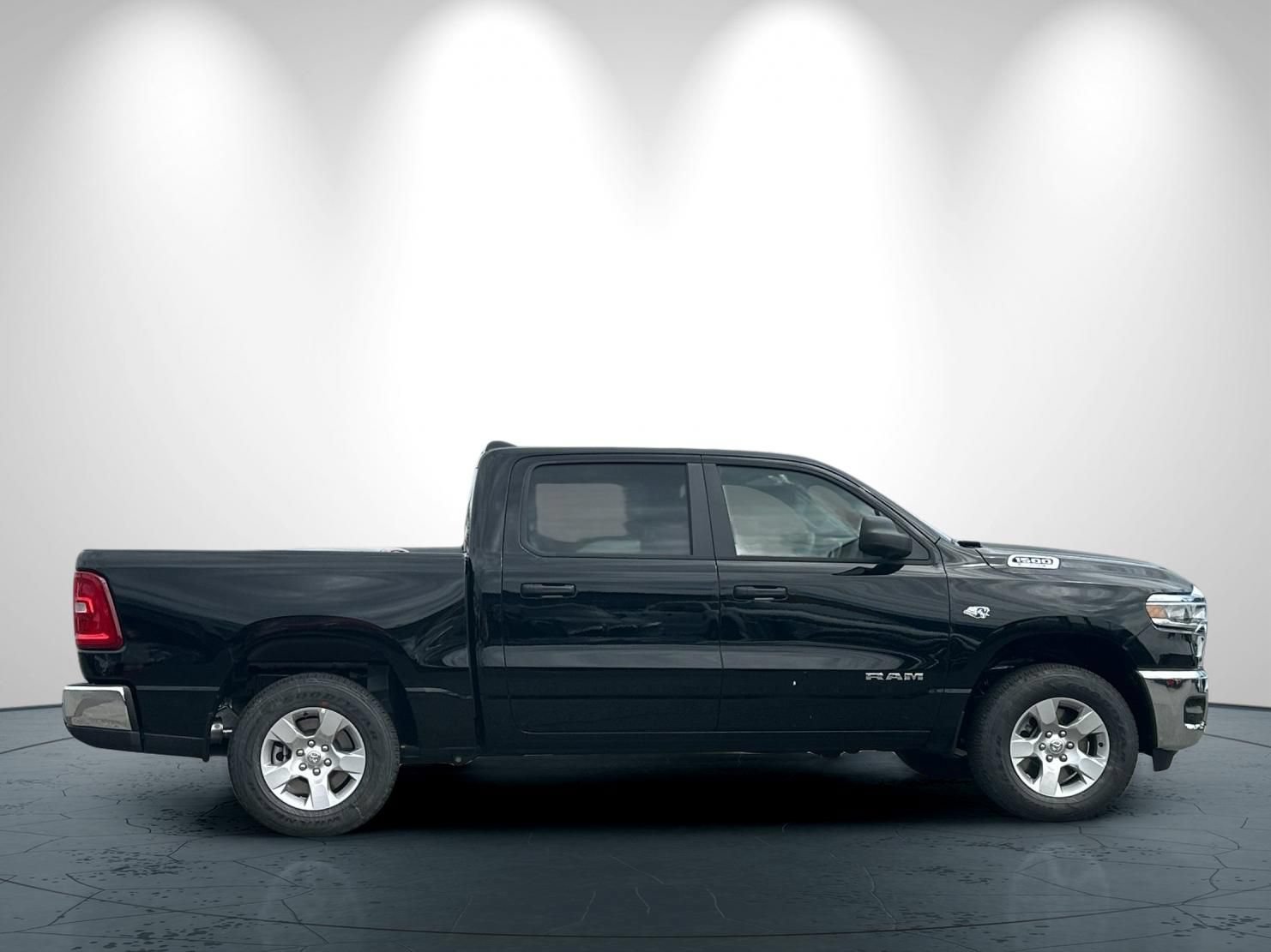 New 2026 RAM 1500 Tradesman AWD/4WD image 3