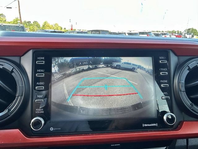 Used 2020 Toyota Tacoma TRD Off-Road AWD/4WD image 20