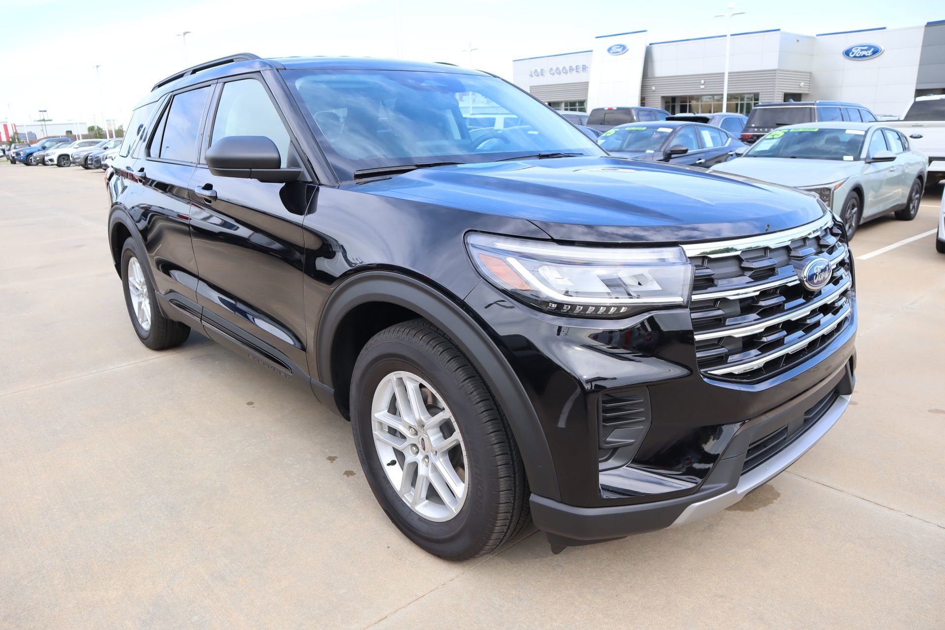 New 2026 Ford Explorer Active