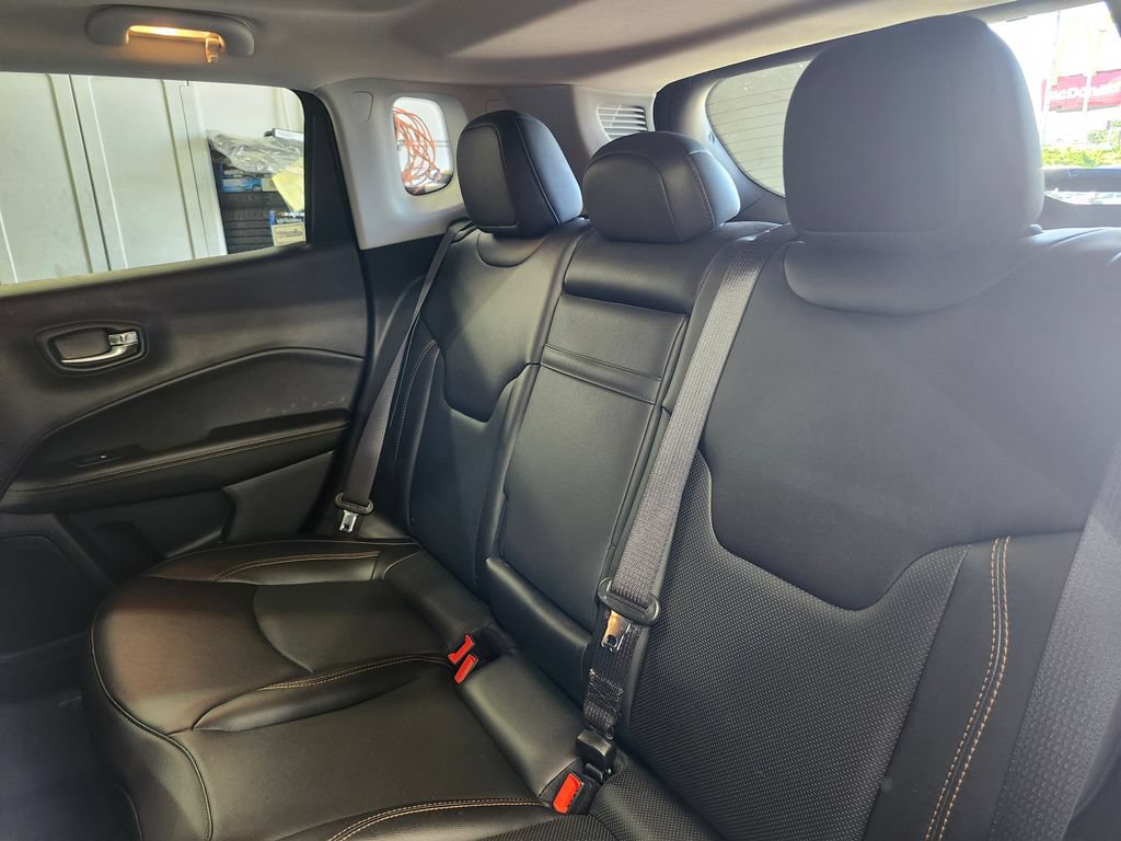 Used 2019 Jeep Compass Limited w/ Advanced Safety Group AWD/4WD image 10