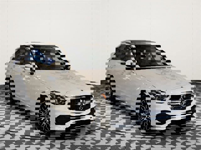 New 2025 Mercedes-Benz C 300 4MATIC Sedan