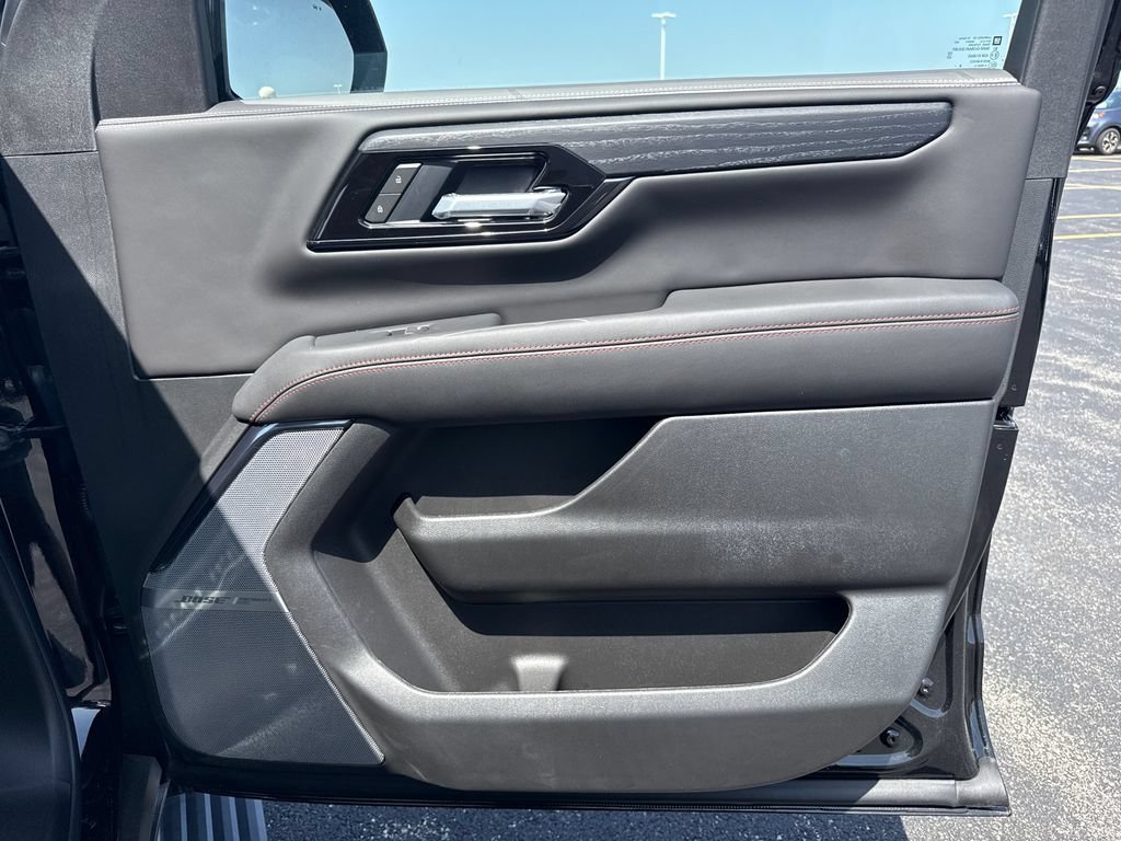 New 2026 GMC Yukon XL AT4 Ultimate AWD/4WD image 39